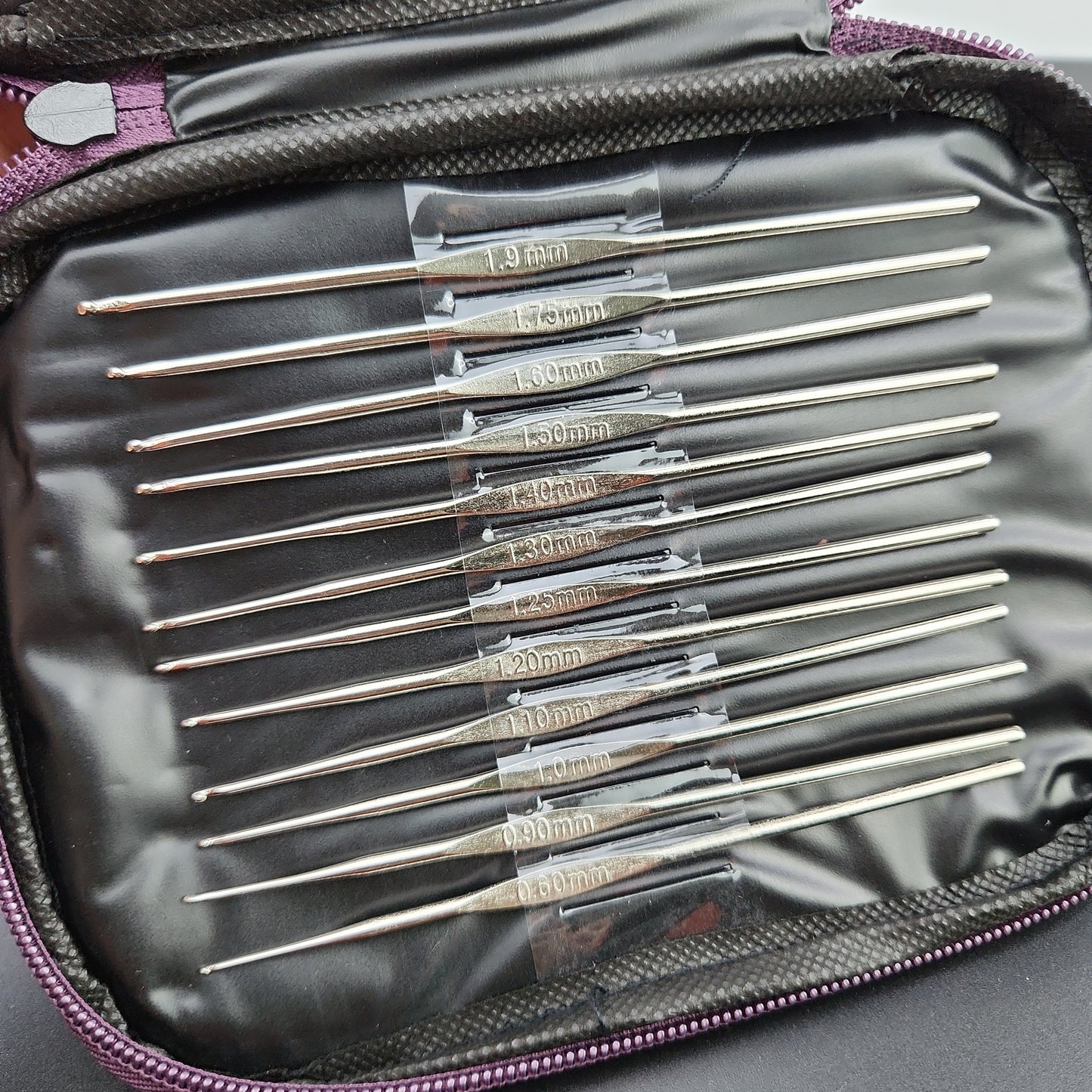 22 Sizes Crochet Hook Set 0.6-6.5mm with Case Lace Jarum Kait