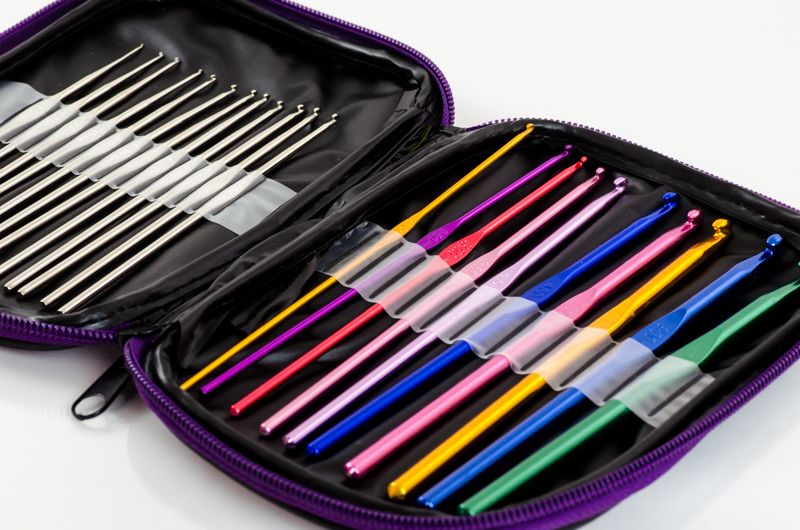 22 Sizes Crochet Hook Set 0.6-6.5mm with Case Lace Jarum Kait