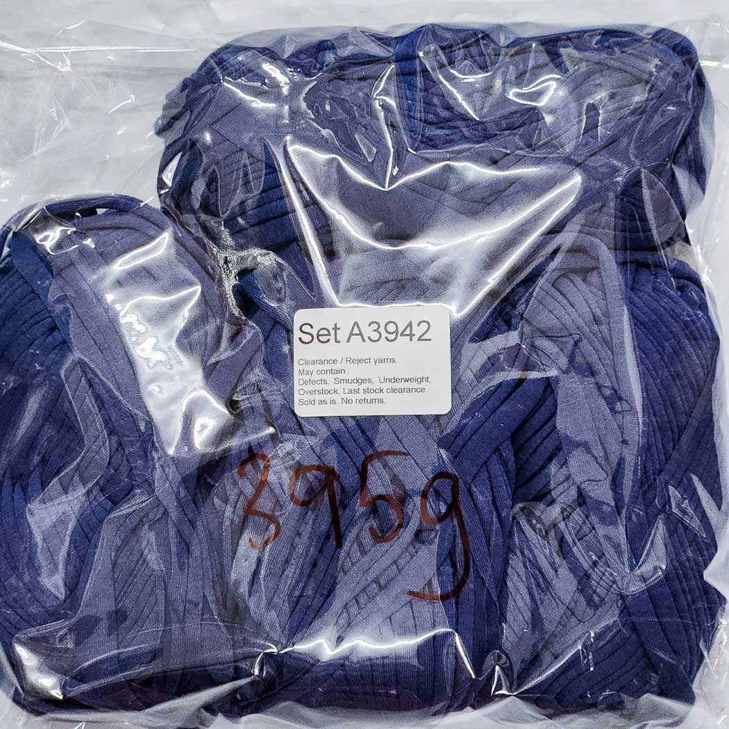 T-Shirt Yarn TSP Clearance / Reject yarns (4 balls per pack) Benang Kait