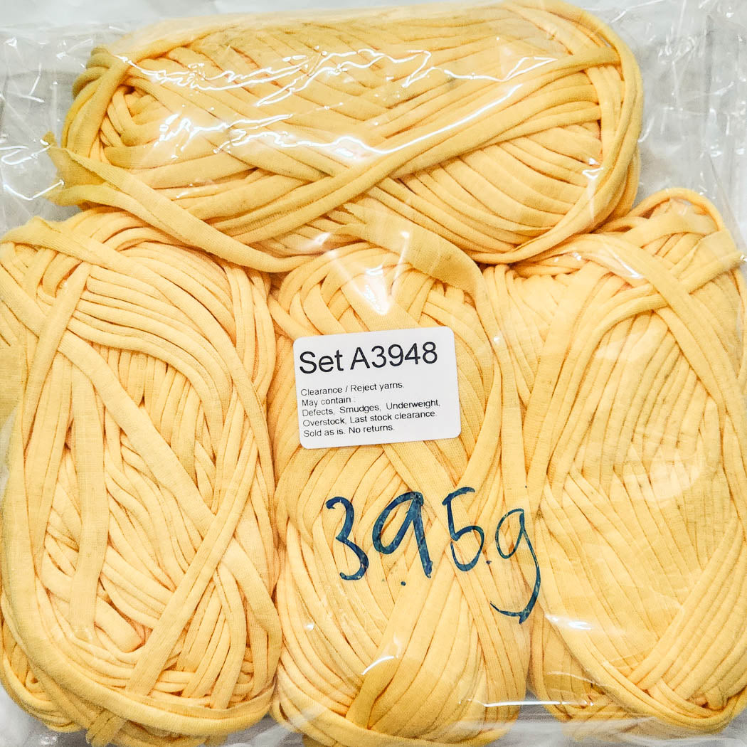 T-Shirt Yarn TSP Clearance / Reject yarns (4 balls per pack) Benang Kait