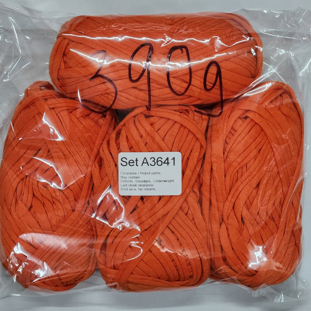 T-Shirt Yarn TSP Clearance / Reject yarns (4 balls per pack) Benang Kait