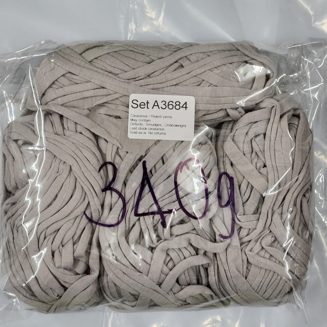 T-Shirt Yarn TSP Clearance / Reject yarns (4 balls per pack) Benang Kait