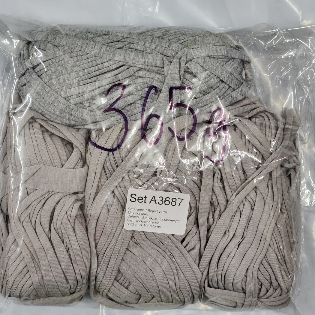 T-Shirt Yarn TSP Clearance / Reject yarns (4 balls per pack) Benang Kait