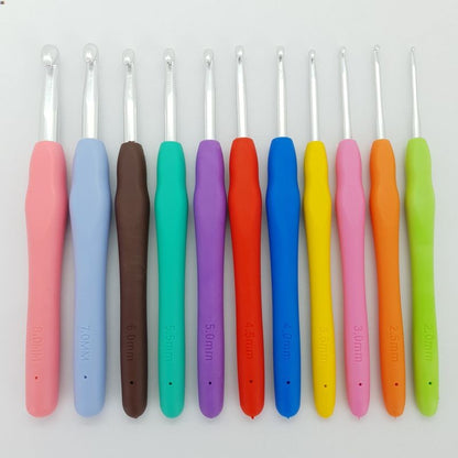 11 pcs Crochet Hook Set with Accessories And Case (2.0mm-8.0mm) Green